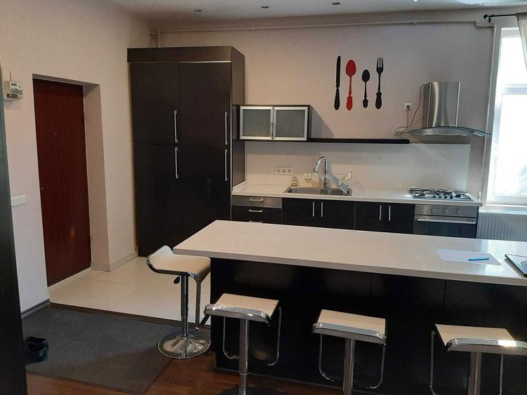 Inchiriez apartament 4 camere Unirii - 8