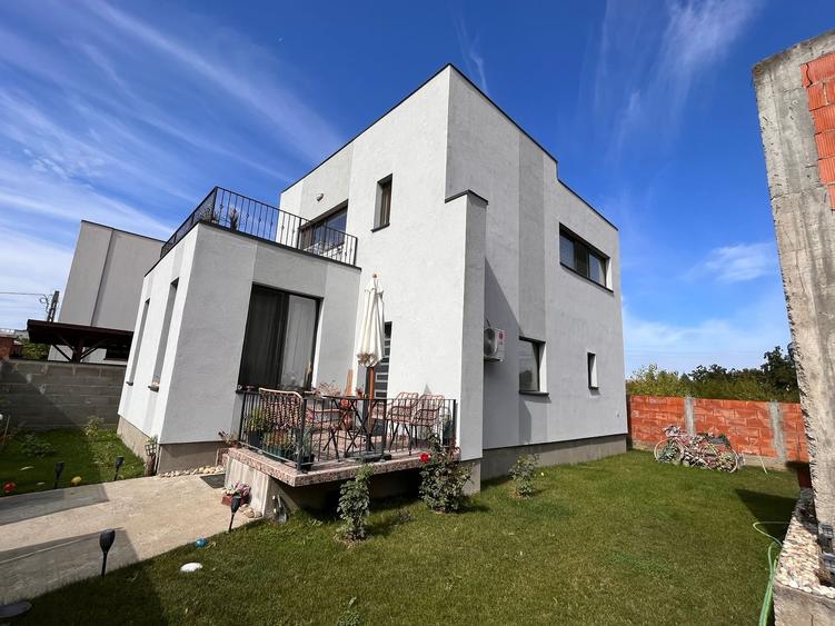 Proprietate de vânzare – Corbeanca, 2 case pe teren de 470 mp - 4