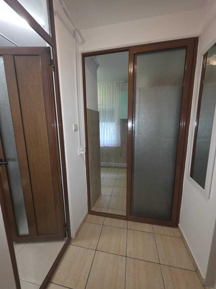 Garsonieră decomandată în Popa Șapcă