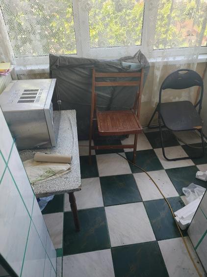 Vand apartament cu 3 camere in micro 17 etajul 4 - 8