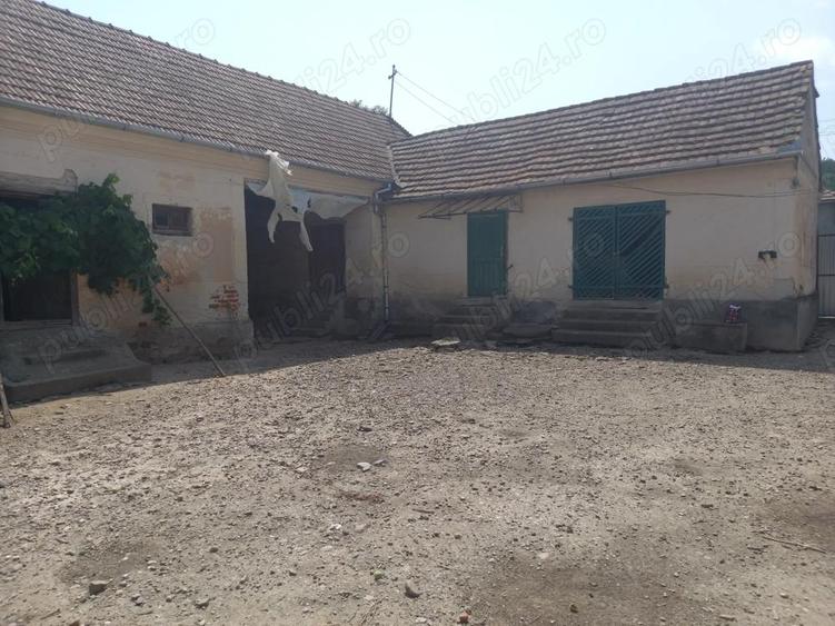 OCAZIE, merita cumparat -Proprietar vand casa cu gradina in Chelmac , str.Principala, nr.80 - 1