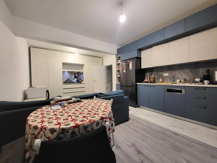 Apartament 3 camere cu parcare inclusa - 1