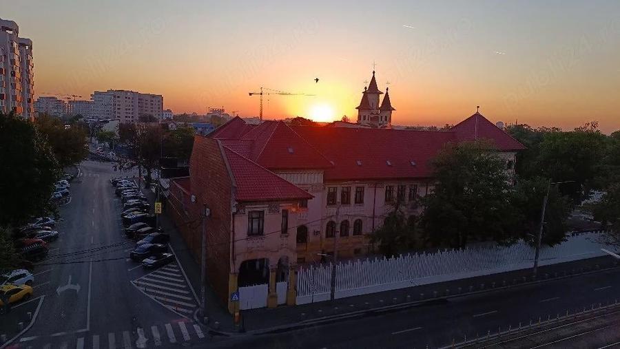 Proprietar vand apartament la metrou Eroii Revolutiei - 5