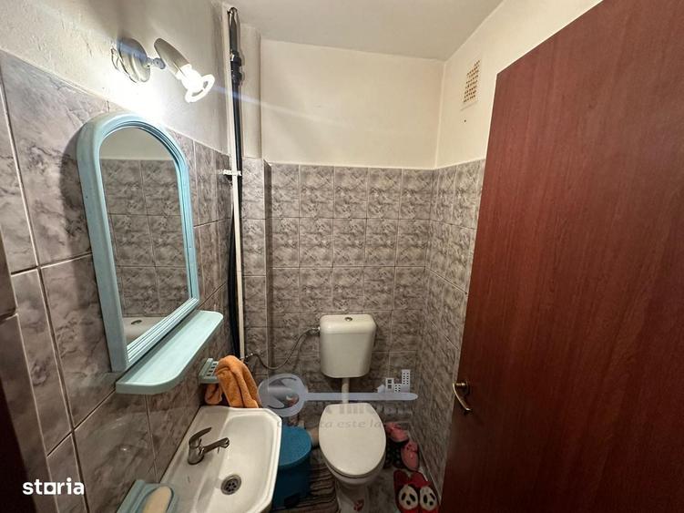Apartament 3 camere decomandat, 70 mp, Centru UMF, etaj 3 - 9
