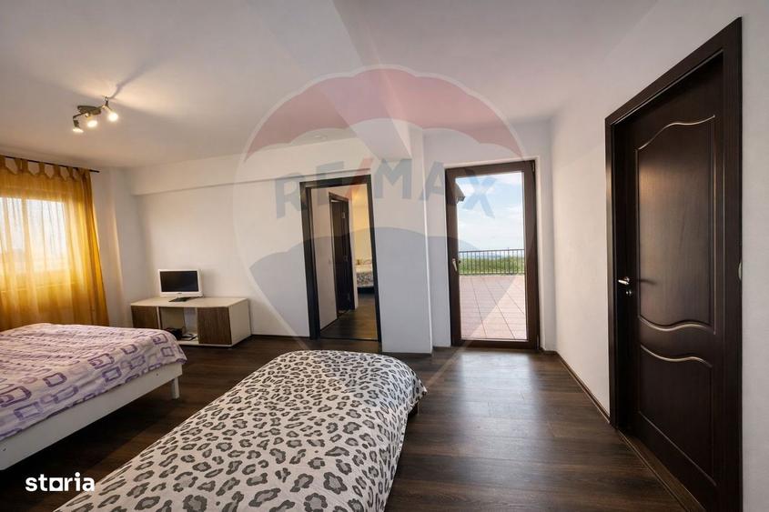Pensiuni de vanzare langa Bacau 21 camere, oportunitate investi?ie - 4