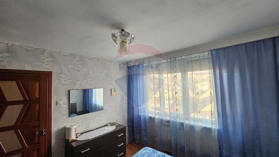 Apartament 3 camere de vânzare – Zona 1 Decembrie, Piatra Neamț - 47