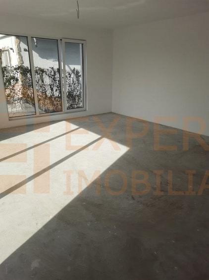 Casa situata in zona Costinesti - 8