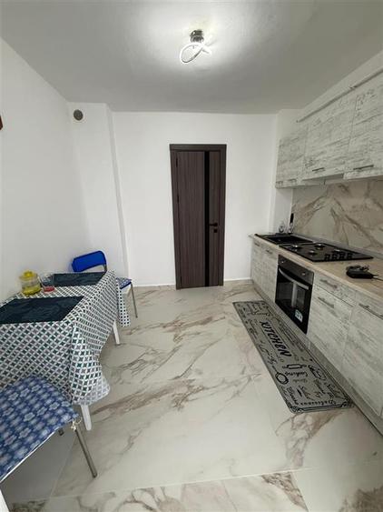 Tomesti - 2 camere decomandat - etaj intermediar - renovat complet - 5