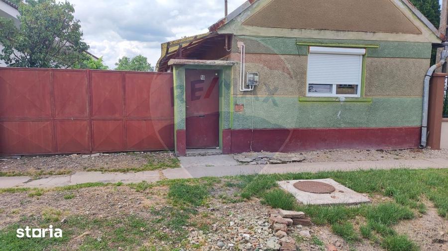 Casa cu 2 dormitoare si anexe gospodaresti de vanzare Cefa central - 8