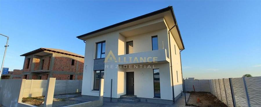 Casa individuala - 4 camere - 3 bai - 110 mp utili - 2