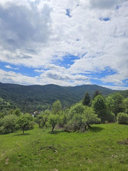 Teren intr-o zona unica, spectaculoasa - 4