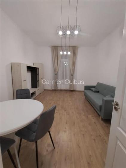 RECO Apartament central cu o camera Oradea RECO Apartament central cu o camera Oradea