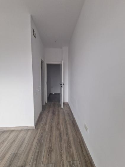 Decebal - Unirii -  Bloc nou - Apartament 3 camere - terasa - 2 grupuri sanitare - 7