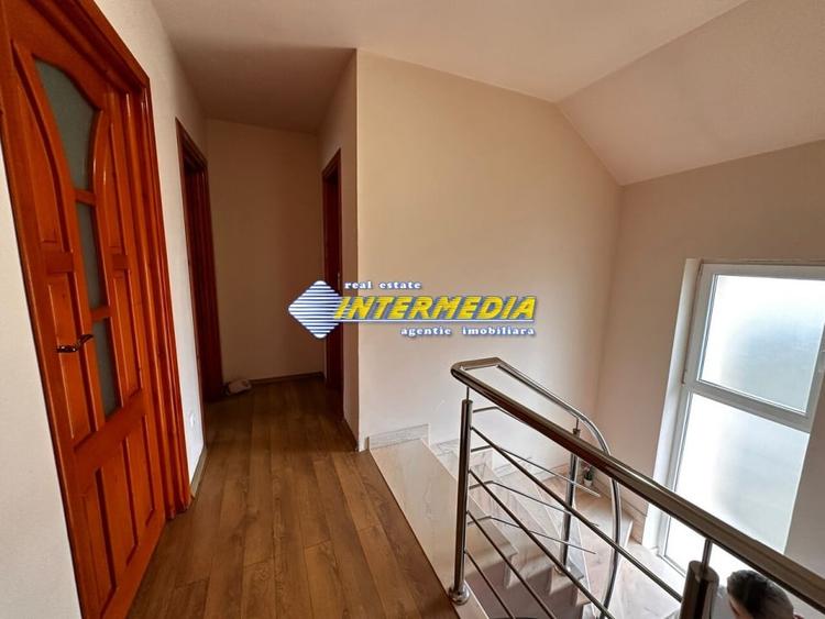 Casa in Centru finisata, mobilata, utilata complet - 10