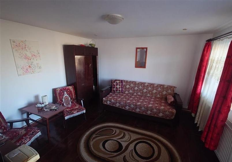 Se vinde Casa si teren cu priveliste, zona rurala - 12