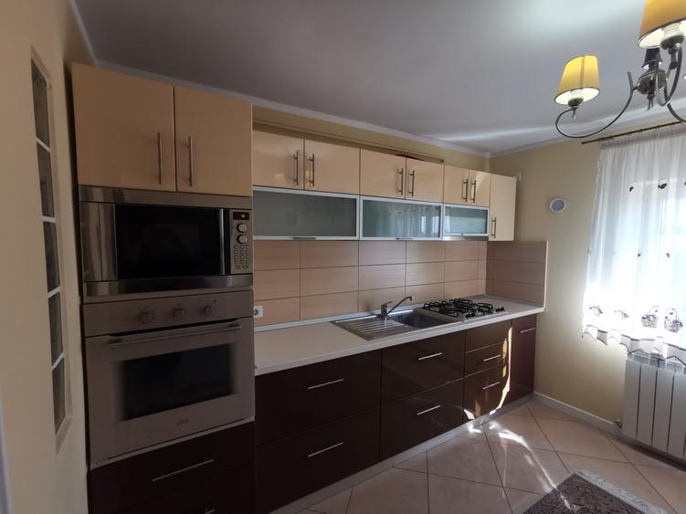 Apartament cu 3 camere renovat, in Stejari - 3