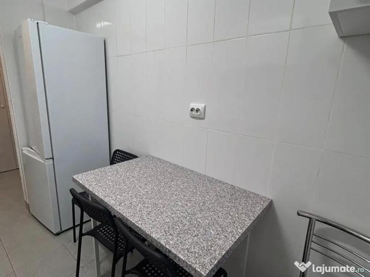 Inchiriez ap.2 cam. - 5