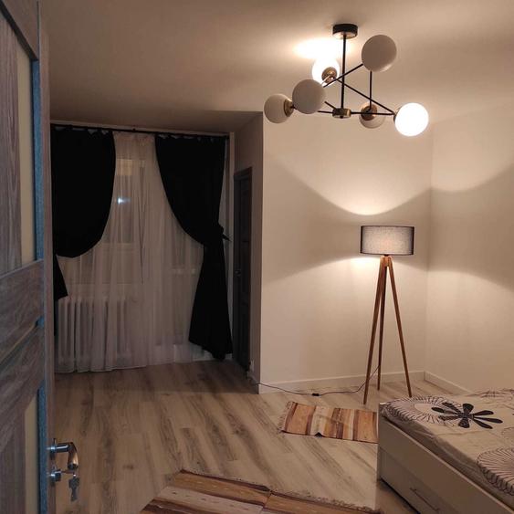 Proprietar garsoniera zona Titan,5/10 - 1