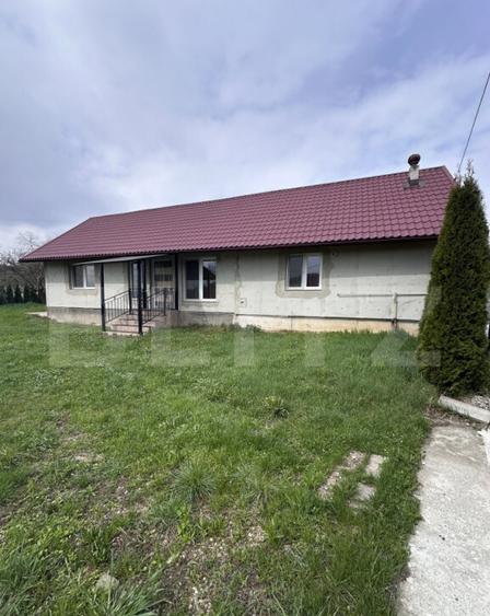 Casa de vanzare, zona deosebita , teren generos,Sali? - 11