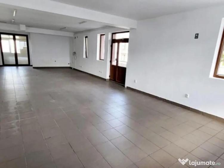 Spatiu comercial la strada, 79mp, zona Subcetate - 8