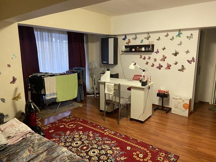 apartament doua camere semidecomandat - 1