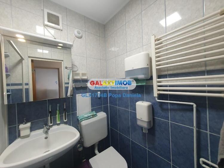 Vanzare 3 camere decomandat, Bdul 1 Decembrie - Scoala 82 - 11