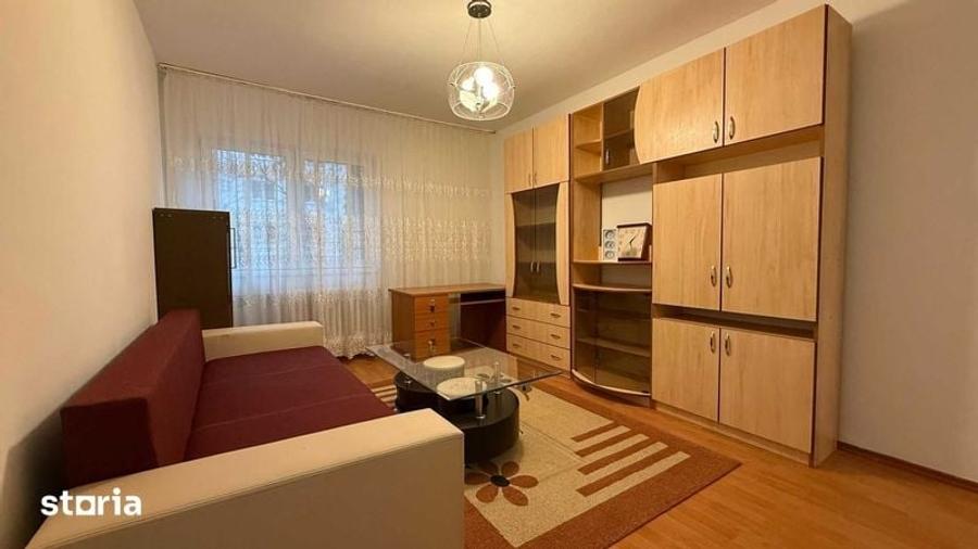 inchiriez apartament cu 2 camere - 1