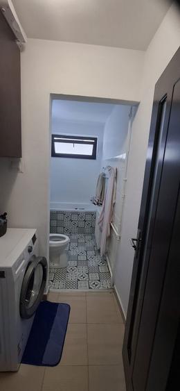 Vand apartament 3 camere, zona liceu Moisil, sector 6 - 8