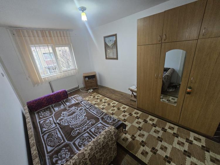 Zona Soarelui. Centrala. Geamuri termopan. - 1