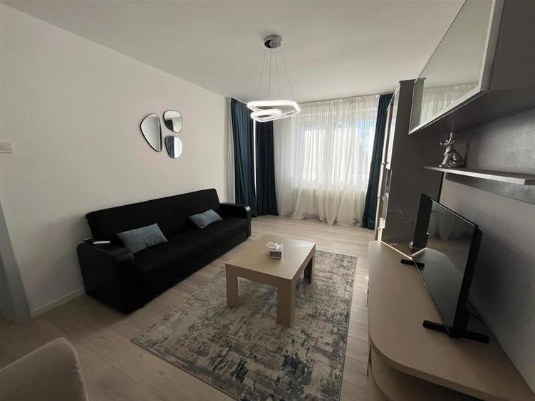 Apartament modern 3 camere si balcon etaj 2 zona Strand - 7