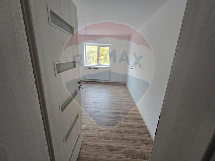 Apartament cu 2 camere de vanzare in zona Orasul de Jos - 1