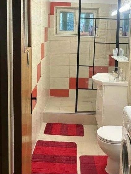 Apartament 3 camere de vânzare, vedere 2 parti– Centrul Civic, B-dul Victoriei - 9