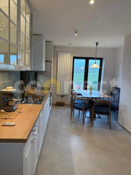 Casa individuala de inchiriat in Dezmir - lini?te ?i priveli?te - 1