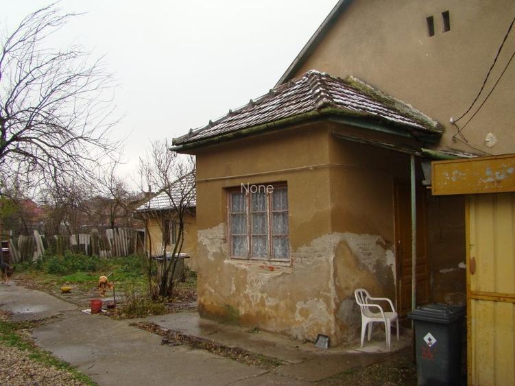 Casă cu 3 camere în UMT