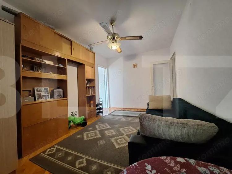 Apartamet de vanzare, cu 3 camere, 46 mp, zona Sagului-SHOPPING CITY - 7