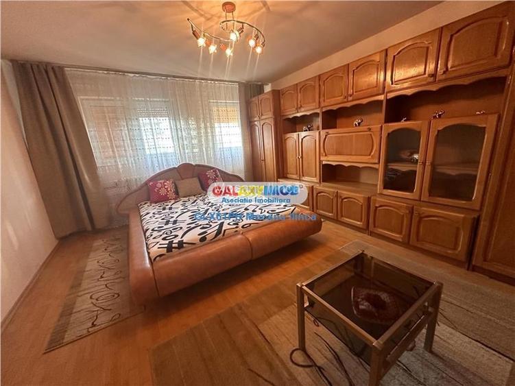 Inchiriere apartament 2 camere, in Ploiesti, zona Democratiei