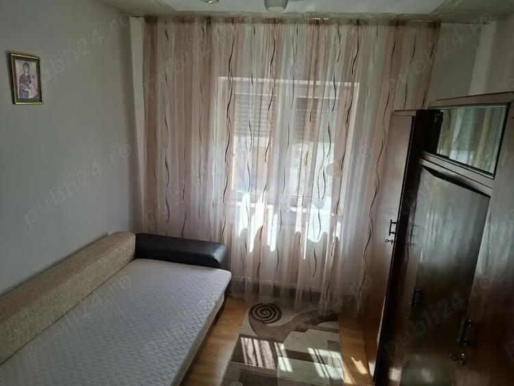 Vand apartament 4 camere, zona centrala - 10