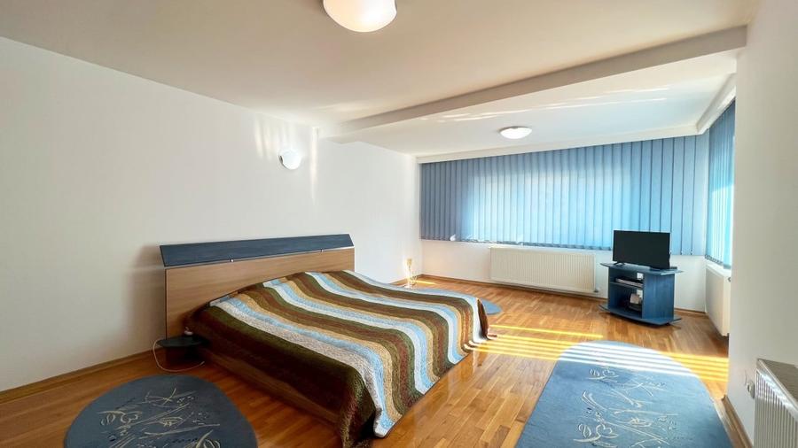 Casa individuala 5 camere I Posibil spatiu comercial I 300 mp I Parcul Lacul Tei - 13