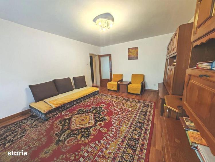 De Vanzare- Apartament Luminos, Decomandat cu Centrala Proprie - 12