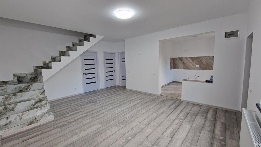 PROPRIETAR-vand casa noua P+M finalizata la cheie, cu finisaje de lux - 3