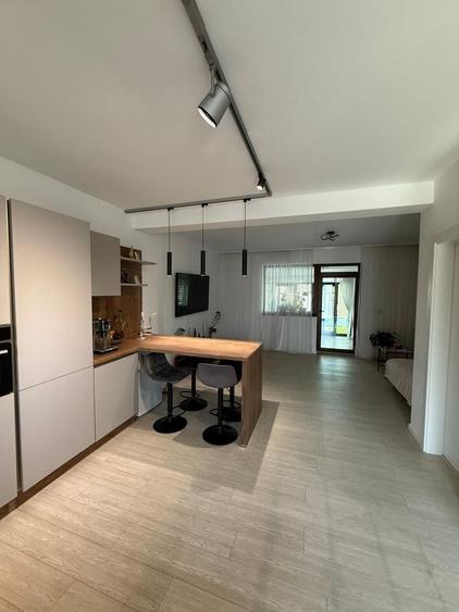 Piscină | Mobilată complet | Panouri solare | 3 băi și terasă închisă - 5