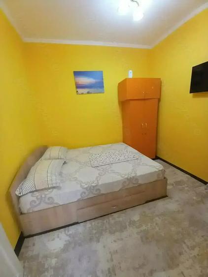 Inchiriez Camera la Curte - 7