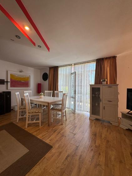 De inchiriat Vila cu piscina (vedere la mare) - 8