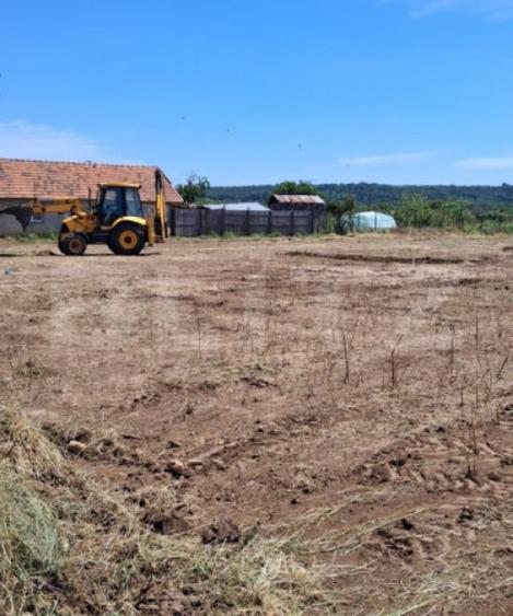 Teren intravilan 2.531 mp | Dubla deschidere la 2 strazi | - 2
