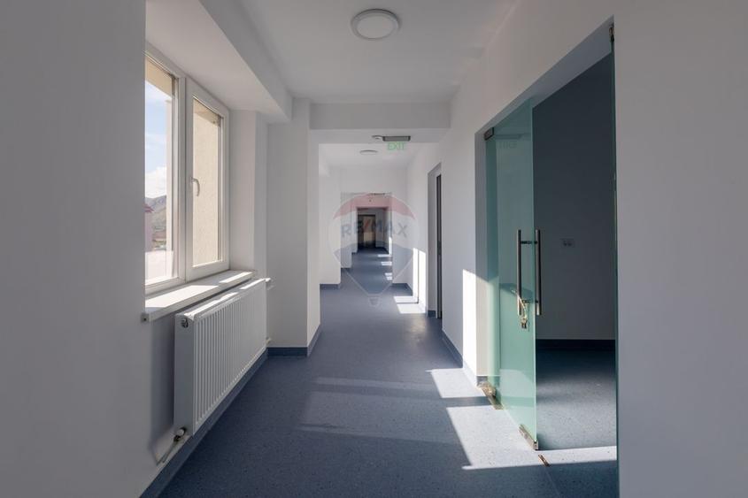 CLINICA  MEDICALA DE INCHIRIAT TARGU OCNA - 6