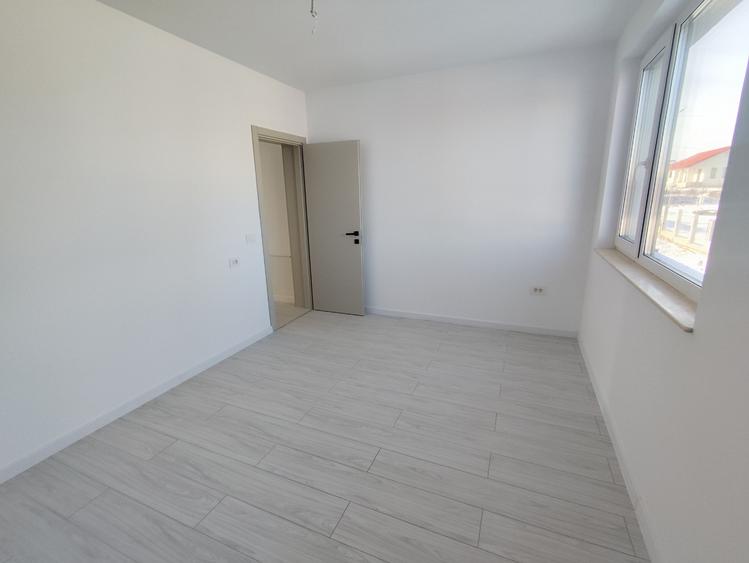 Duplex intabulat  la cheie 4 camere Popas  Pacurari  COD 160967 - 12