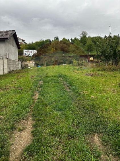 TEREN INTRAVILAN 500 MP DE VANZARE- SURA MARE JUD. SIBIU - 2