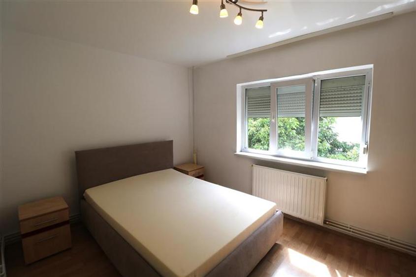 Apartament cu 2 camere semidecomandat, mobilat în Aradului