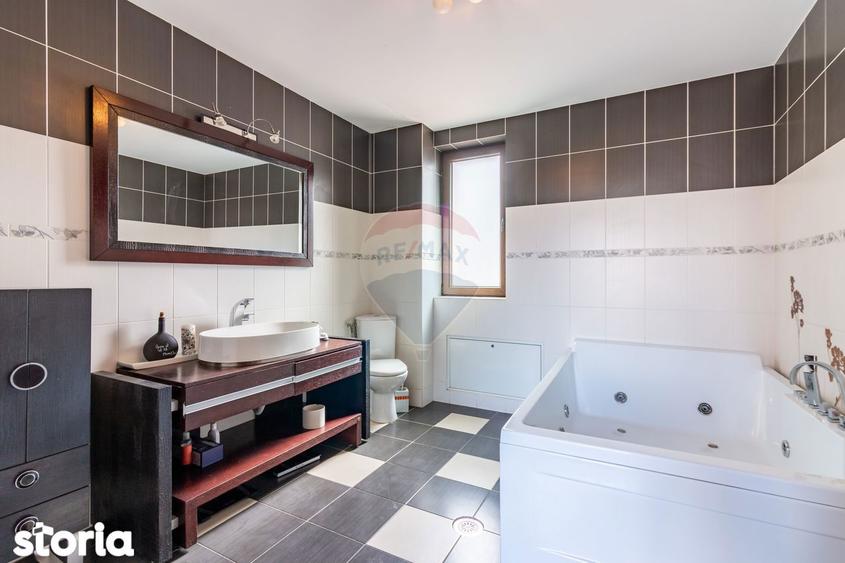Vanzare Vila cu 7 camere Corbeanca - 9