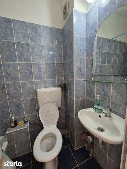 Inchiriez garsoniera strada Poienitei zona Decebal LIDL Penny etaj 2 - 6